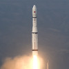 Új kínai rakéta, húsz műholddal