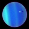 Különleges kép az Uránuszról és holdjáról